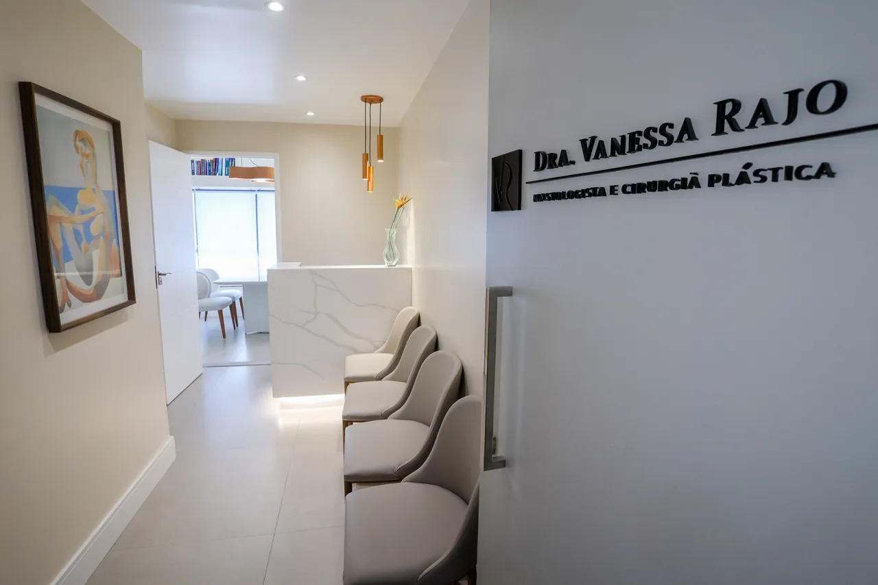 Recepção do consultório da Dra. Vanessa Rajo no Leblon